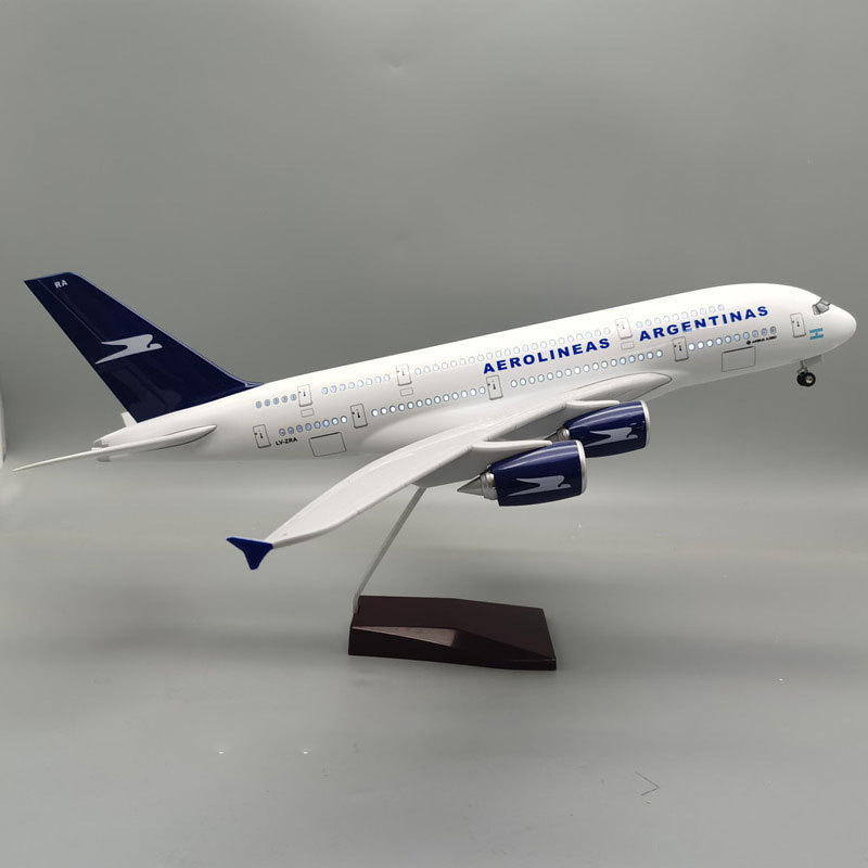 阿根廷航空Scale 1:160 46cm 空客A380 ARGENTINAS飞机模型摆件
