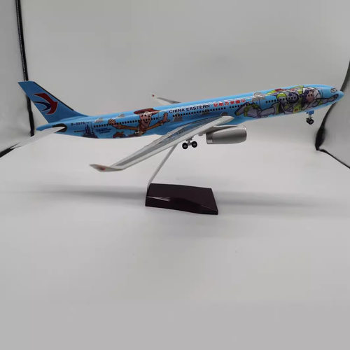 47CMA330巴斯光年航空飞机模型静态带起落架客机模型玩具书桌摆件