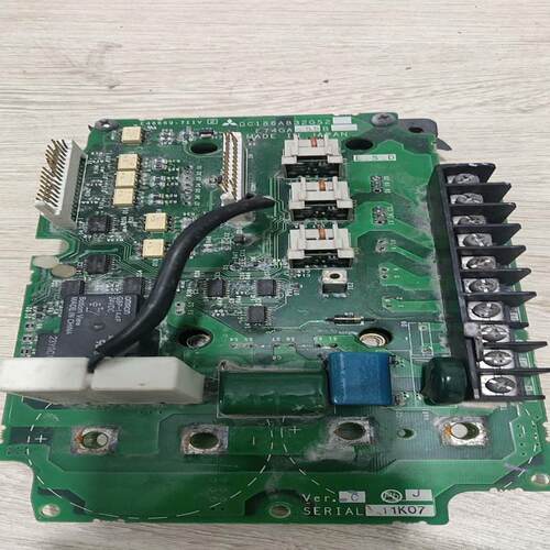 议价变频器E740/7.5KW驱动板，主板BC18可维修