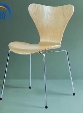 Series7椅7系列椅中古风七号椅可叠放简约实木曲板餐椅镀铬脚椅子