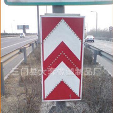 供应太阳能LED指示标志道路交通指示交通安全标志牌 拐弯提示牌