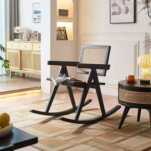 北欧实木藤编摇摇椅黑色简约民宿酒店创意昌迪加尔摇椅2025年新款