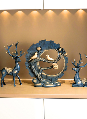 现代家居玄关桌面摆件客厅酒柜电视柜装饰品创意鹿乔迁新居礼品