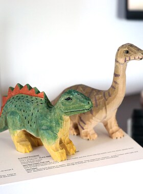 恐龙手工木雕小摆件霸王龙腕龙三角龙剑龙木质雕刻公仔桌面装饰品