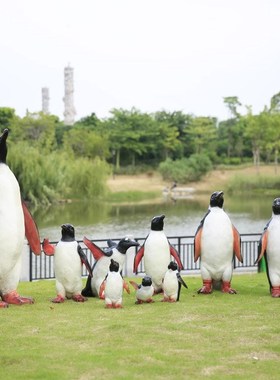 仿真企鹅摆件动物雕塑玻璃钢户外海洋馆冰雪水池幼儿园主题装饰品