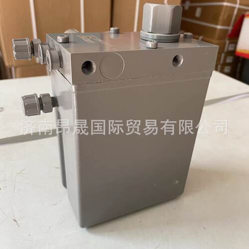 重汽HOWO T7H 汕德卡C7H配件811W41723-6008 右置快插大电动油泵