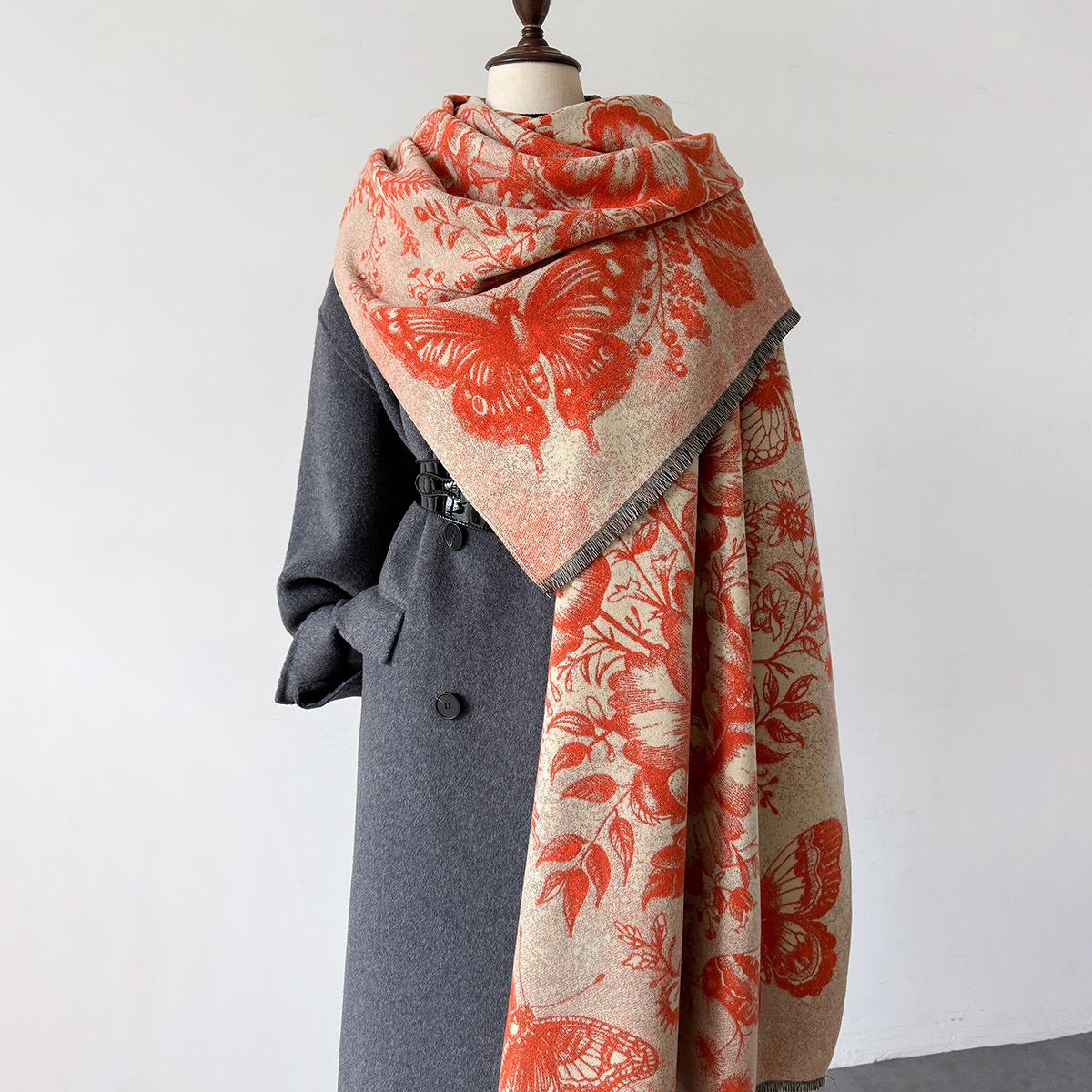 办公室空调房披肩女2024年秋冬季外搭长款保暖护颈高级感百搭围巾