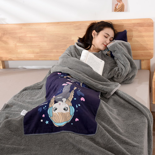办公室汽车抱枕被子两用毛毯懒人带袖毯子可以穿在身上加厚保暖