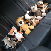 车载竹炭包后窗摆件公仔动物狮子大象老虎新车去异味除甲醛活性碳