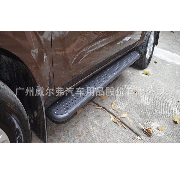 纳瓦拉踏板脚踏板侧踏板侧杠汽车外饰用品配件改装皮卡威弗