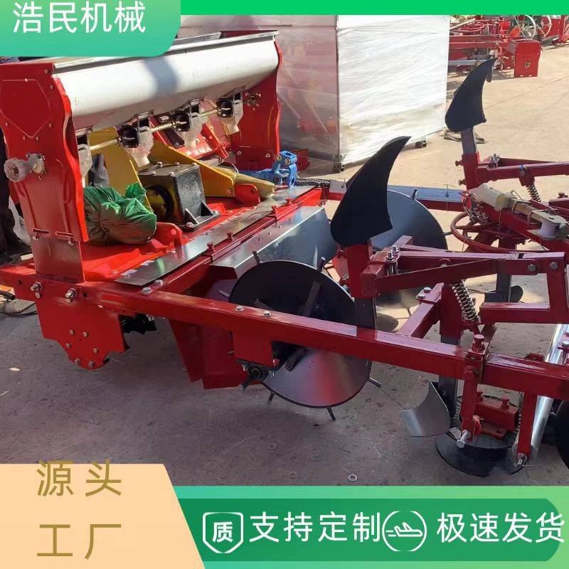 拖拉机带起垄覆膜机 单垄双垄施肥起垄覆膜机可加滴灌打药覆膜