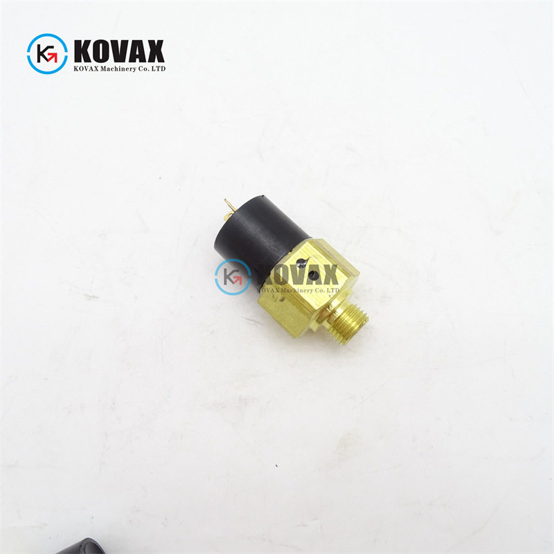 挖掘机配件84155533 87029843 87370805 87752556压力传感器 挖机