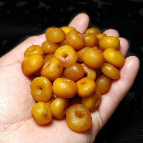 老蜜蜡小墩子平安扣饰品藏扣波罗的海俄料乌克兰金血珀金刚配珠串