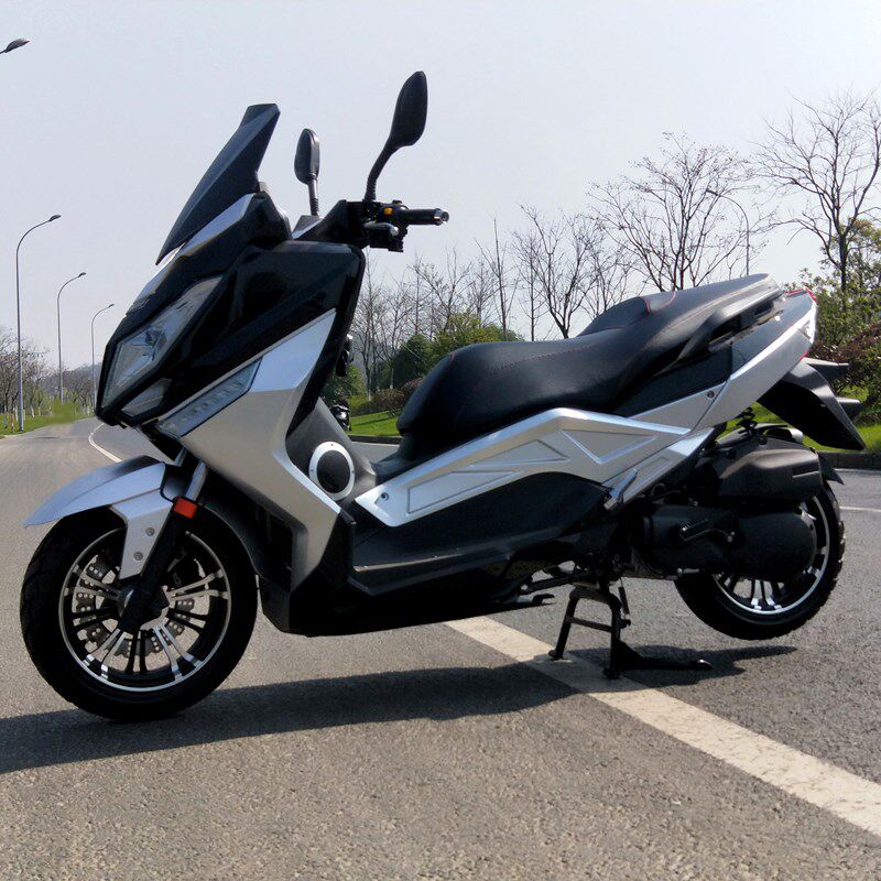 国四踏板车电喷巡洋舰摩托车大型300燃油T9摩托车整车 可上牌