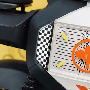 饰改装 小牛U2电动车UQi 化装 个性 贴纸反光防水贴 镂空透光侧灯贴U