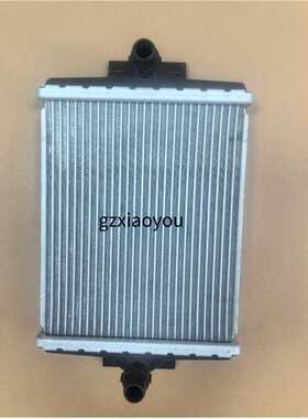 适用于宝马3系 F 30 /4系F 32 辅助水箱（中冷器）OE 17117628057