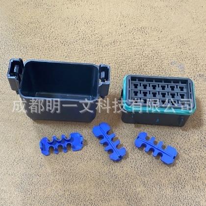 Littelfuse/保险丝座 PDM31003ZXM PDM 200A 18C Blk带盖