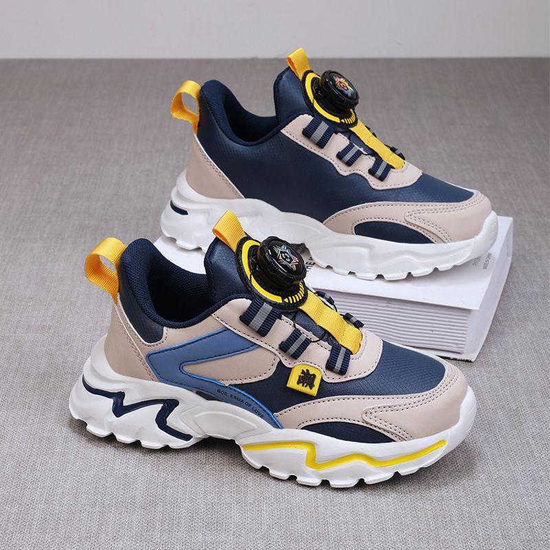 男童鞋中大童秋冬皮面防水儿童运动鞋男孩小学生软底跑步鞋旅游鞋