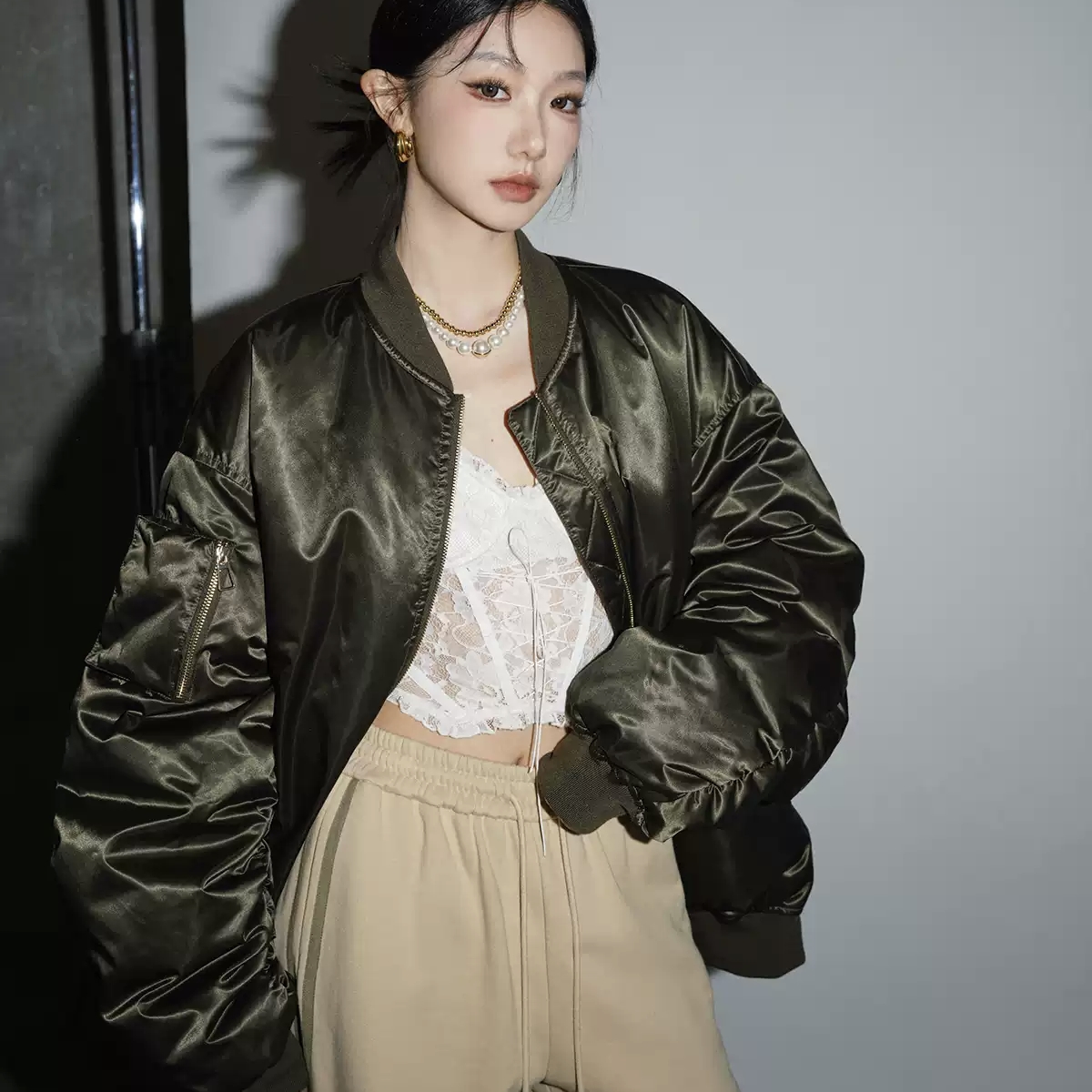 区区欧阳羽绒服棒球外套女冬季新款休闲宽松美式复古加厚保暖夹克