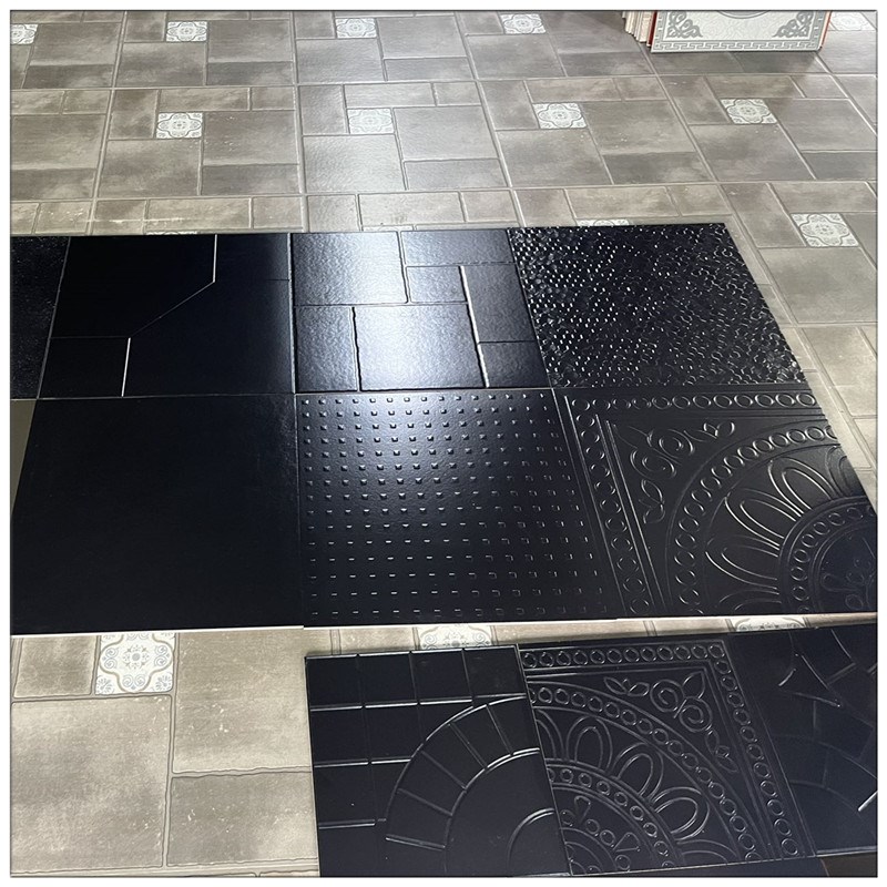 模具面哑光纯黑色北欧釉面厨房化妆室瓷砖地I砖壁砖莱姆石600*600