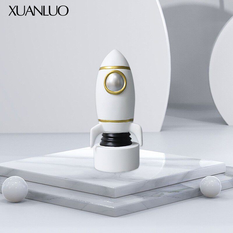 现代简约创意宇宙飞船存钱罐儿童礼物卡通创意储蓄罐树脂装饰摆件