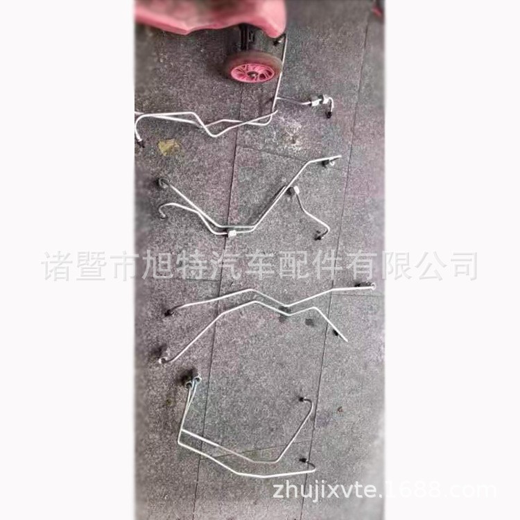 汽车配件斯堪尼亚 1341701高压油管柴油发动机高压油管 钢油管