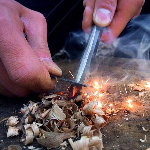 丛林技艺打火石户外打火棒刮片野外求生装备BC露营加长取火棒