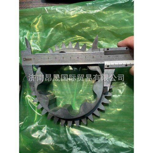 SINOTRUK HOWO T7曼发动机配件MC11机油泵外转子200V05104-0252