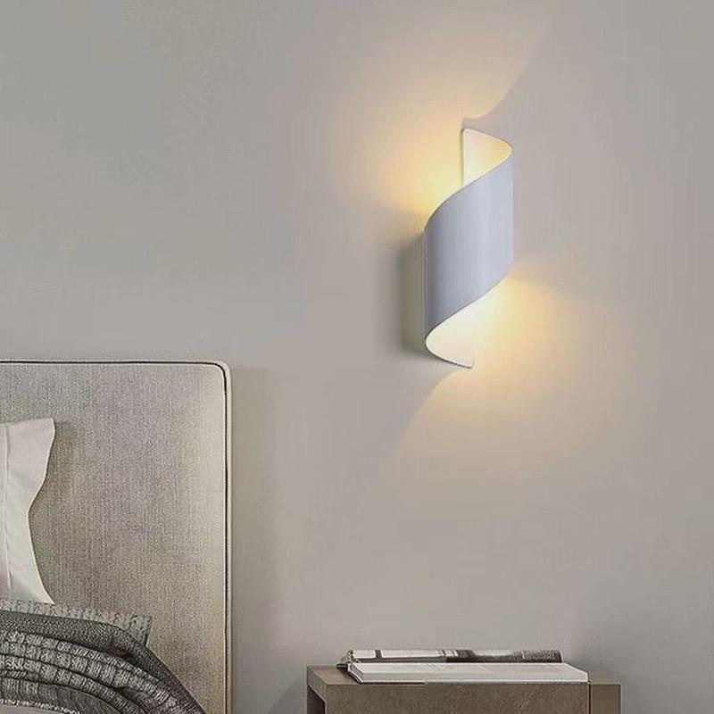 S形螺旋壁灯现代简约床头灯阳台客厅电视背景墙V灯卧室过道灯