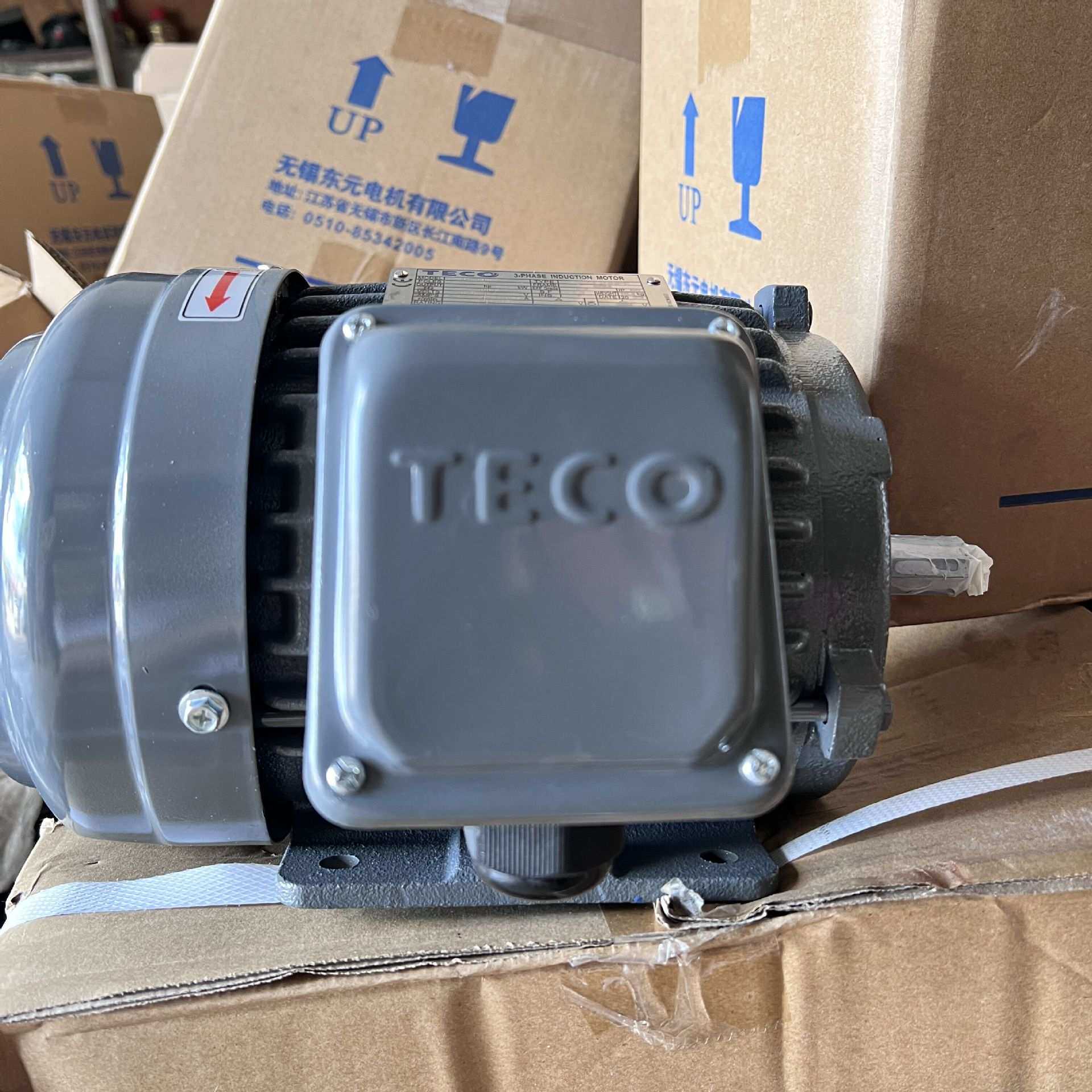 TECO东元三相异步电动机0.75KW 4P 1425转 AEEF2N TEGH802-4