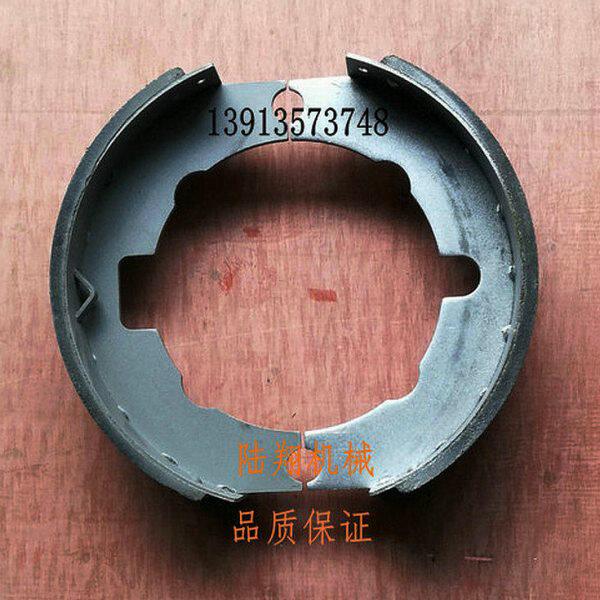 山推压路机手刹片制动蹄片20吨22吨电子档变速箱刹车片 摩擦片