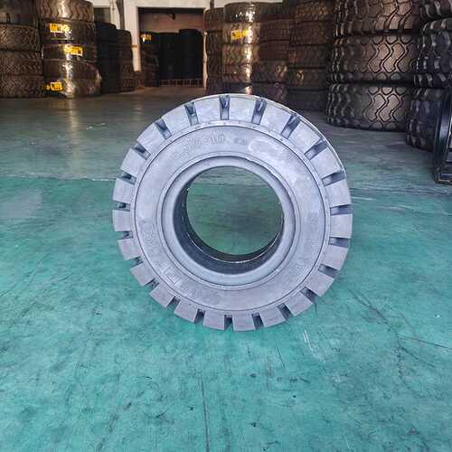 650-10叉车实心胎后轮28x9-15前轮杭叉两块花纹厂区专用工业轮胎