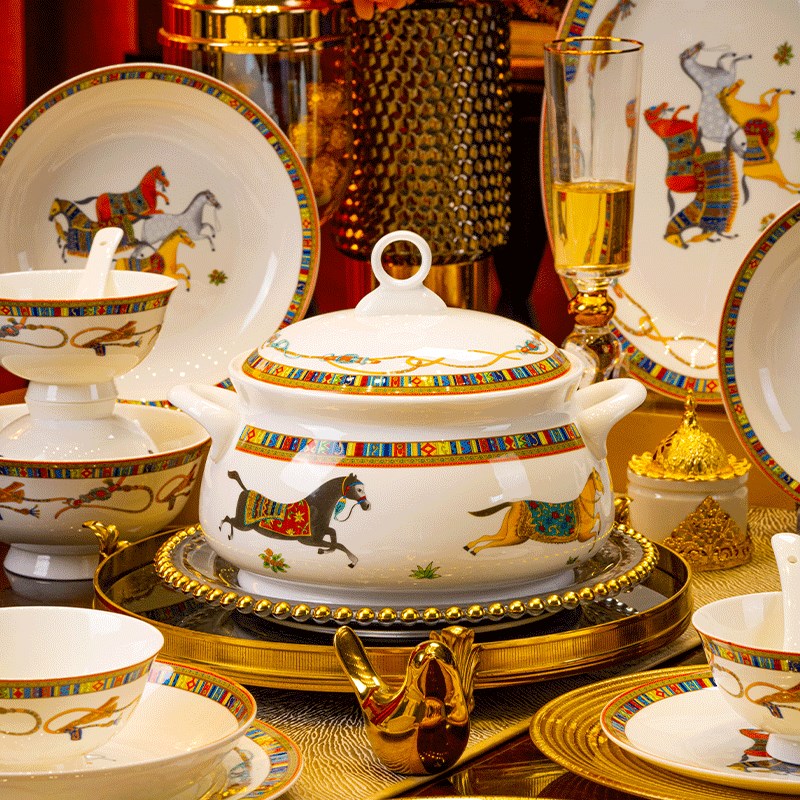 碗碟餐具套装家用欧式2025新款景德镇骨瓷餐具陶瓷饭碗乔迁送礼