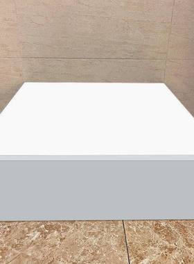 暴力熊潮玩公仔底座大型雕塑实木材质黑色白色方形地台简约可定制