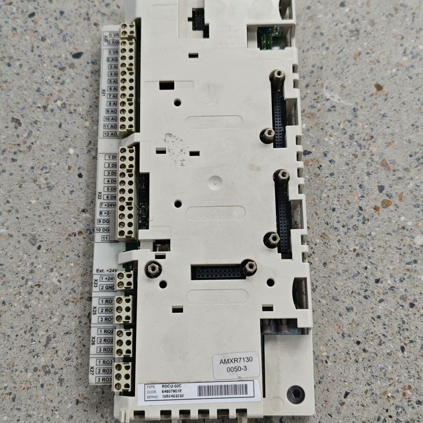 询价变频器ACS800系列主板IO板端子RDCU-02C议可维修