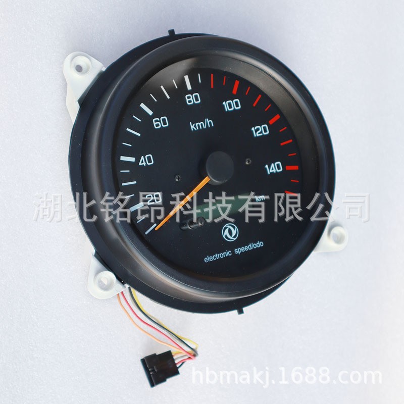 东风汽车配件 EQ5118电子车速里程表3802YL21-010 里程表24V