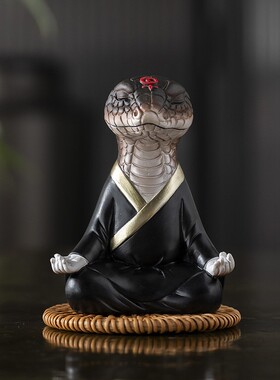 源头工厂代发本命年禅意蛇摆件桌面招财车载装饰送礼物蟒蛇吉祥物