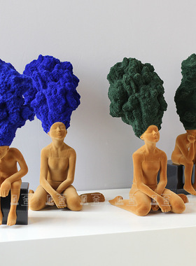 创意轻奢树脂植绒男孩女孩拼色桌面摆件客厅样板间售楼处软装饰品