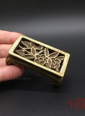 实心黄铜小底座摆件 仿古做旧全铜长方形铜底座博古架迷你铜架子