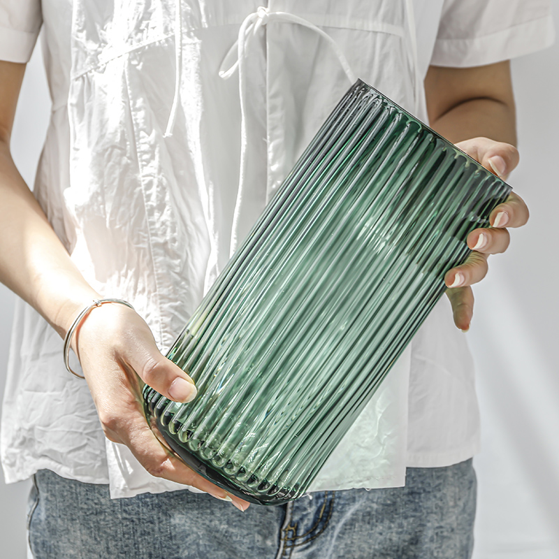 轻奢玻璃花瓶北欧摆件现代简约客厅鲜花插花花Q器家居竖式条纹直