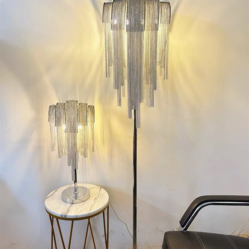 创意灯轻奢e后现代时尚简约流苏铝链条壁灯客厅卧室瀑布创意流苏