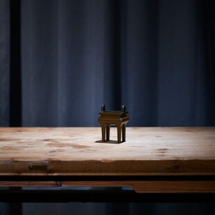 只做久看不厌 经得起推敲的精品《高足鼎熏炉》纯铜香炉 仿古香炉