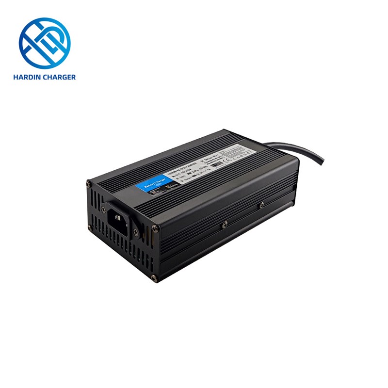 60V免维护铅酸电池充电器 铅酸水电池充电器 胶体电池充电器