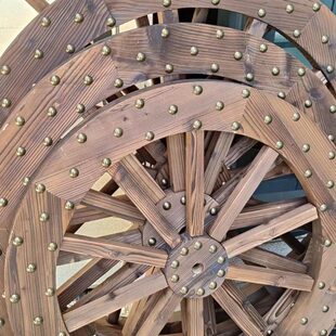 酒吧背景墙装饰道具实木质挂件木轮子复古木头马车车轱辘