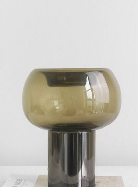 梵其法式现代轻奢绿色玻璃花瓶高级感中古水培花器客厅茶几装饰品