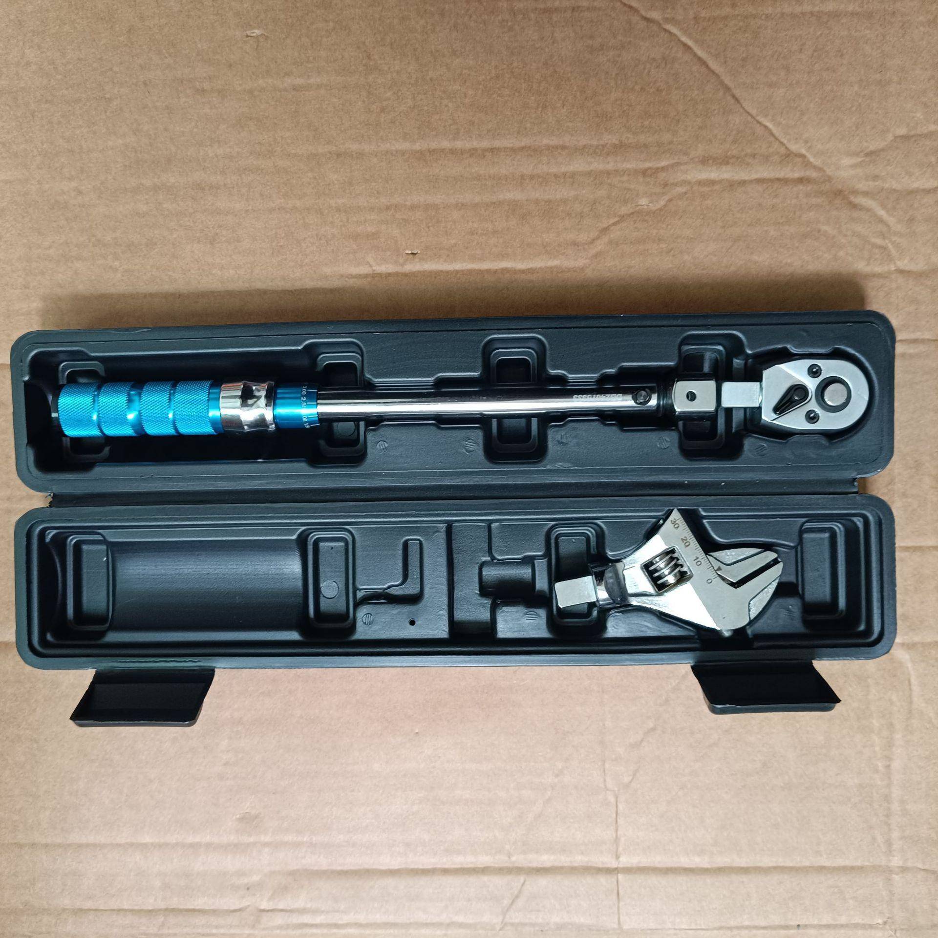 厂家直销棘轮扭力车567方孔扳手款件套活动头维各修装汽工具箱多