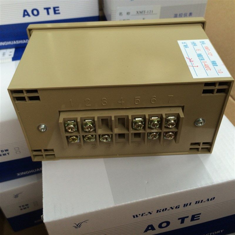 XMT-101 102 121 122 K E PT100 Cu50数显调节仪 温控仪表调节仪