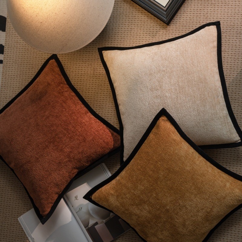 侘寂风纯色黑边客厅沙发抱枕靠法式中古风棕色现代简约床头靠枕