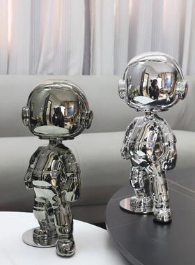 欧式轻奢电镀店镜面太空人物雕塑摆件关酒电视玄柜样家1191板房居