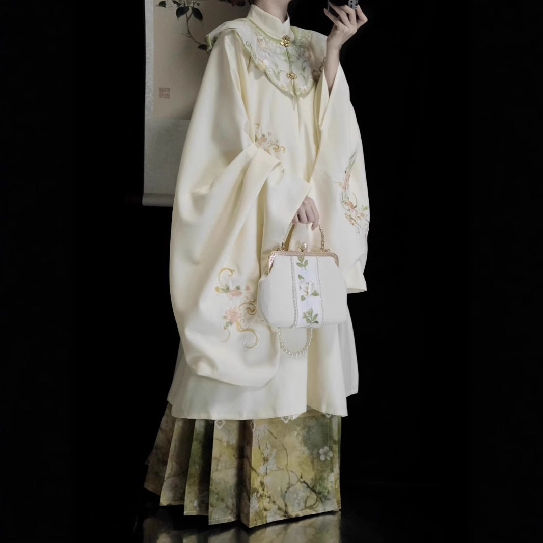 明制成人汉服女【沐秋】重工刺绣明制立领长衫云肩马面裙秋冬新款